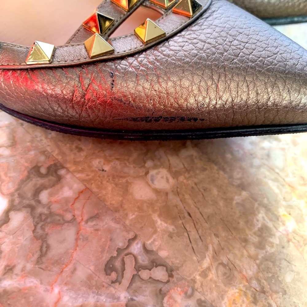 ❤️❤️SOLD❤️❤️Valentino studded flat shoes - Picture 7 of 8